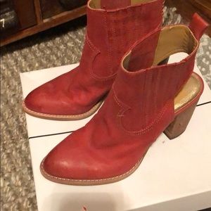 Worn once dulce vita red booties